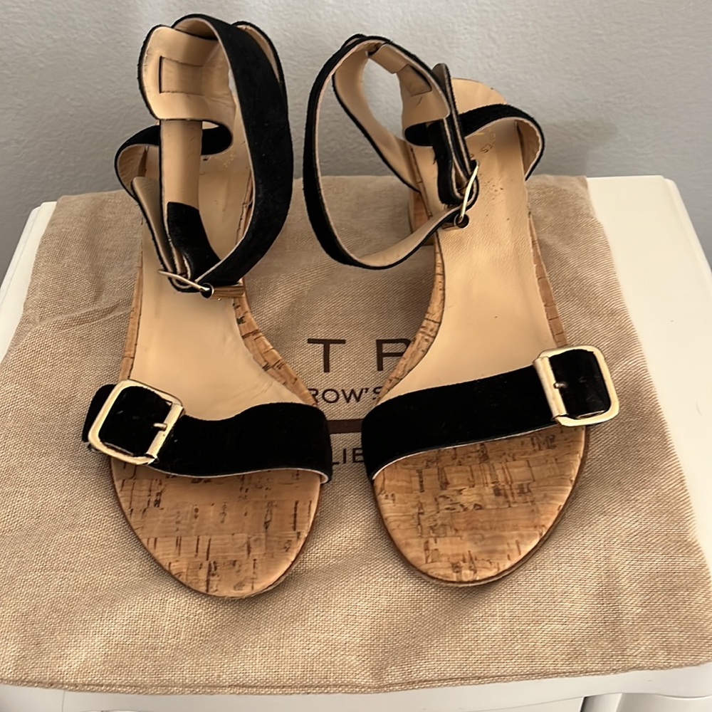 Sandals - Picture 4 of 5